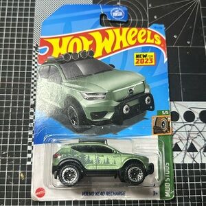Hot Wheels Volvo XC Recharge